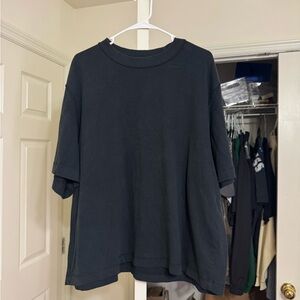 Abercrombie & Fitch Black Cropped Premium Essentials Tee